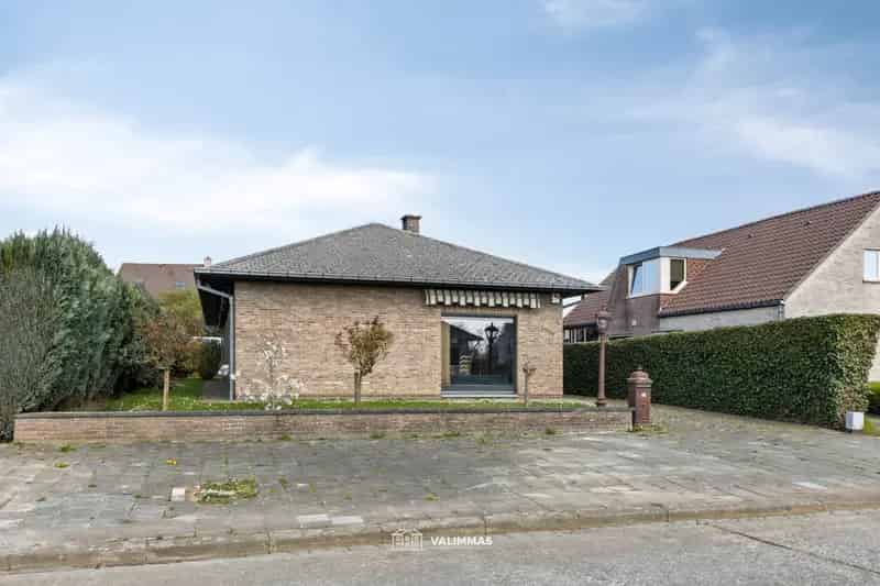 Rustige Bungalow met Garage en Tuin