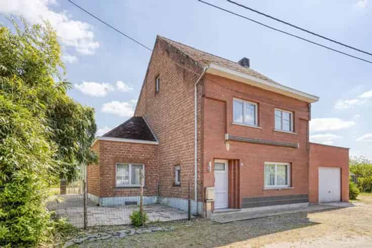 Vrijstaande woning te koop 72 are 4 slaapkamers
