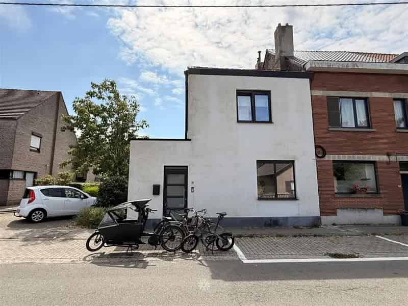 Gerenoveerde woning 3 slaapkamers tuin Destelbergen