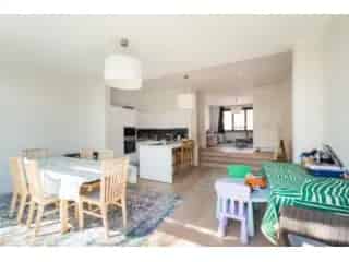 Huis te koop Sint Pieters Woluwe 4 slaapkamers 245m²