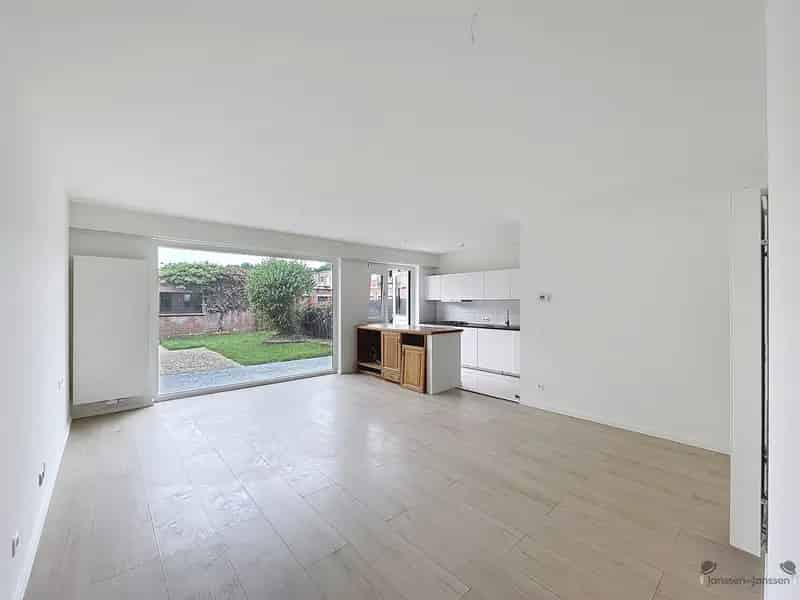 Gelijkvloers Appartement Brasschaat Tuin Garage