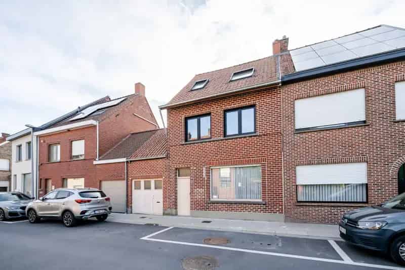 Af te werken woning met garage 28062025