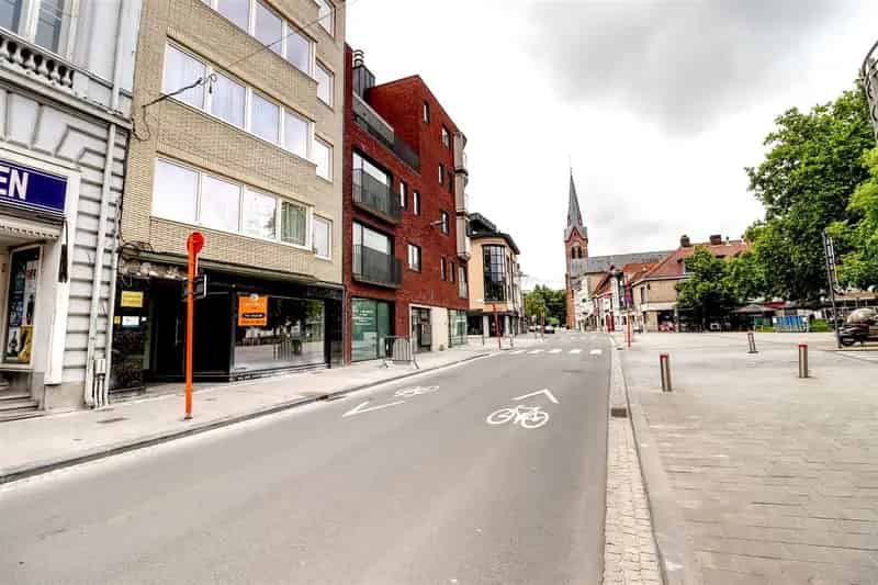 Appartement te koop: gelijkvloers, 2 slaapkamers, terras en tuin