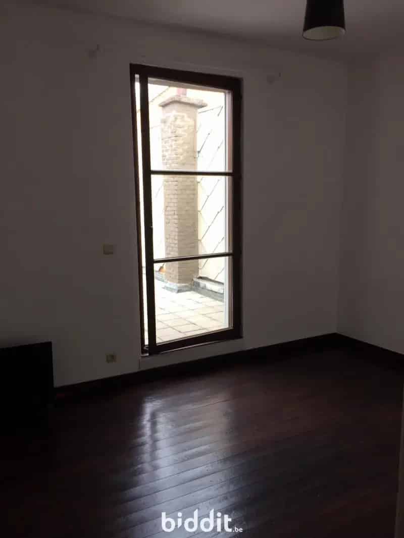 Centrale Woning Sint Niklaas 2 slaapkamers zolder