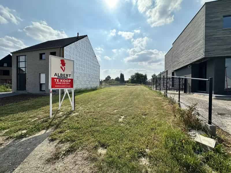 Bouwgrond 500m² Halfopen Bebouwing Ruime Woning Kindvriendelijk
