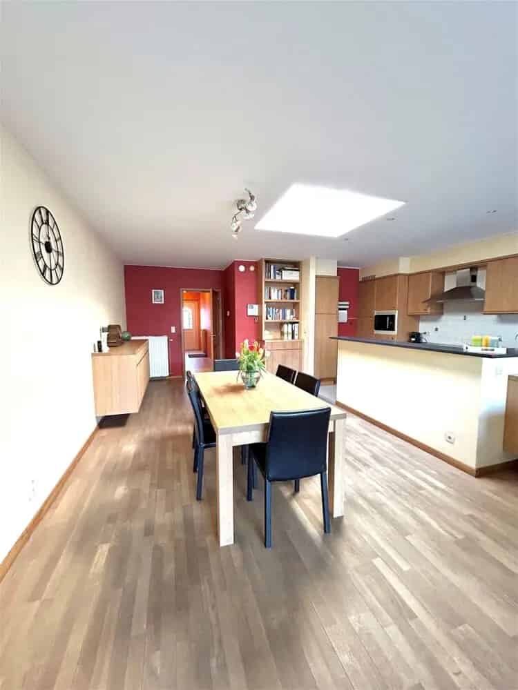 Ruime gezinswoning te Stabroek 192m² - 4 slaapkamers - Garage