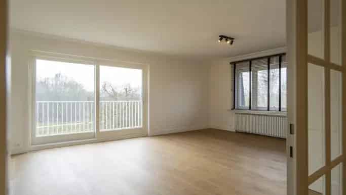 Appartement te huur Kortrijk 2 slaapkamers terras parking