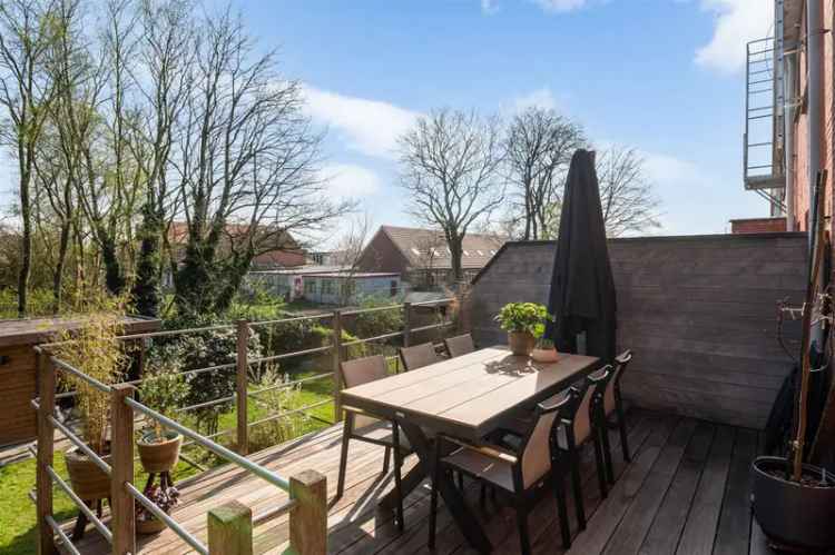 Huis te huur: Gezellige bel-etage met 4 slaapkamers en terras