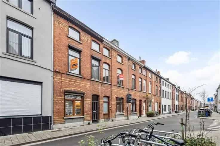Ruime Gezinswoning te Koop Nabij Gent Centrum