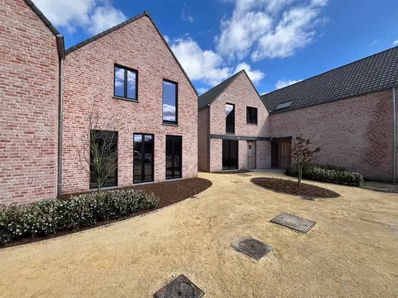 Landelijke Nieuwbouwwoning Dikkelvenne