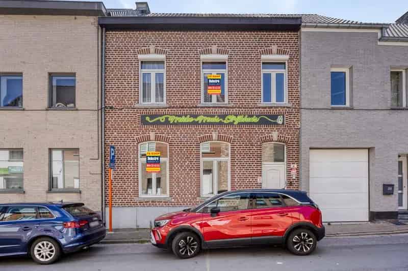Huis te huur Meerbeke 6 slaapkamers tuin zwembad