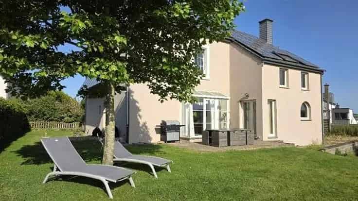 Luxe Villa te Koop 270m2 met Panoramisch Uitzicht