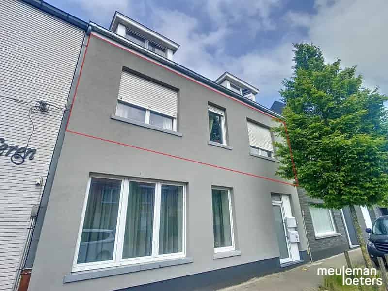 Appartement te Koop Oostkamp: Lichtrijk en Recent Opgefrist