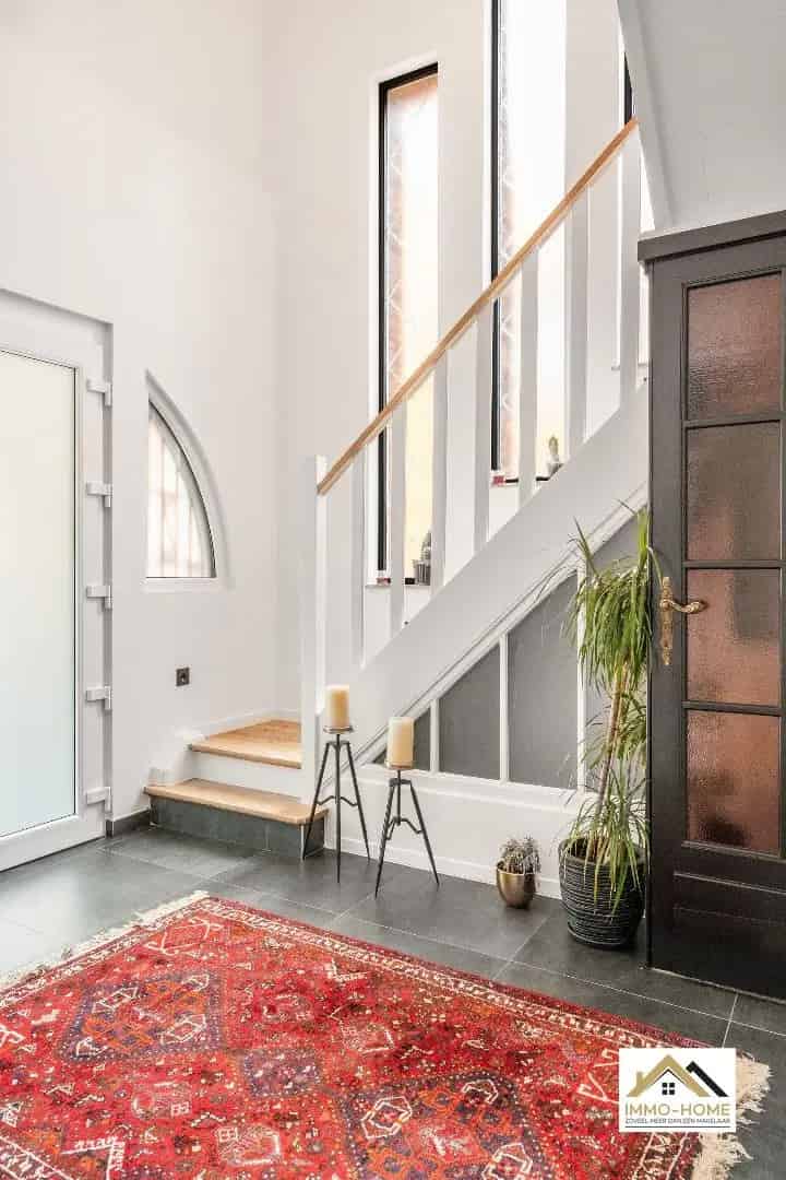 Vrijstaande gerenoveerde woning met tuin te Oostakker
