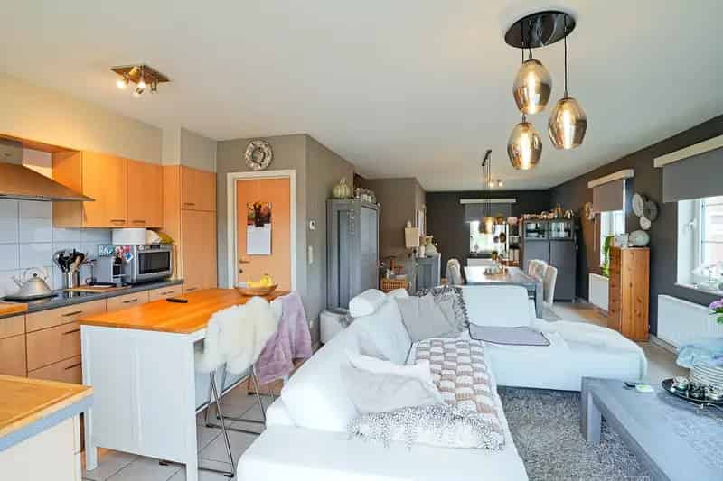 Appartement te koop 2 slaapkamers Garage en staanplaats Buggenhout
