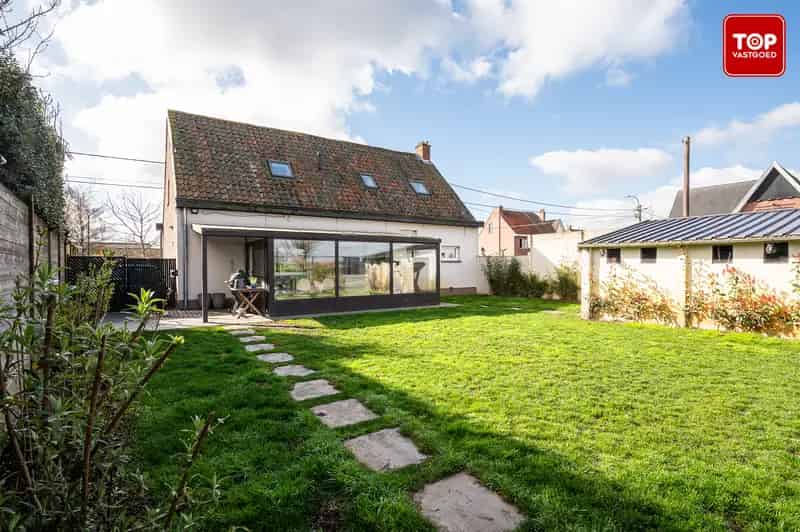 Huis te koop: Instapklare woning met veldenzicht
