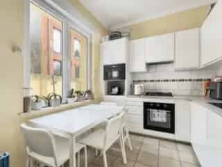 Huis te koop Neder Over Heembeek - Twee wooneenheden