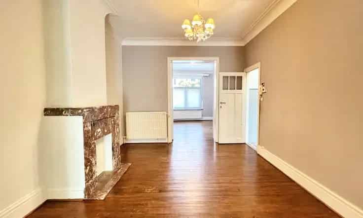 Huis Te Koop 4 slaapkamers Gerenoveerd 274m² Tuin Terrassen