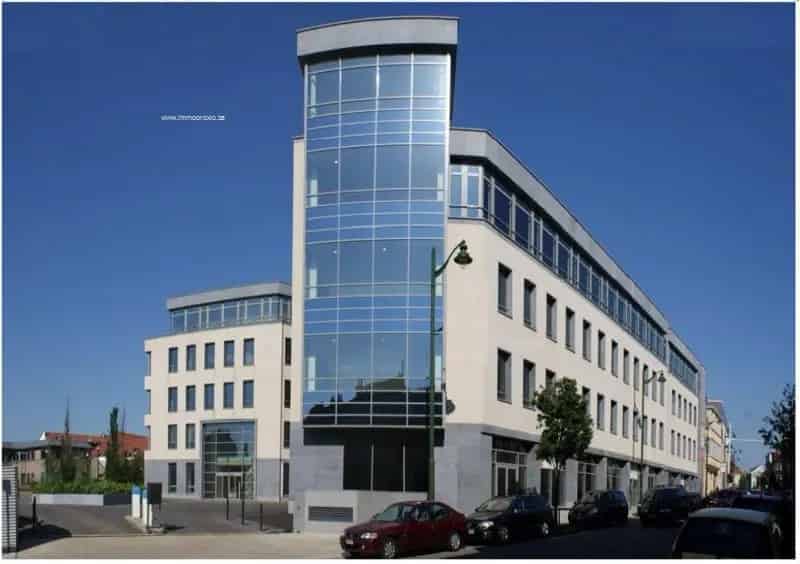 Kantoren te Huur Auderghem 755m² N4