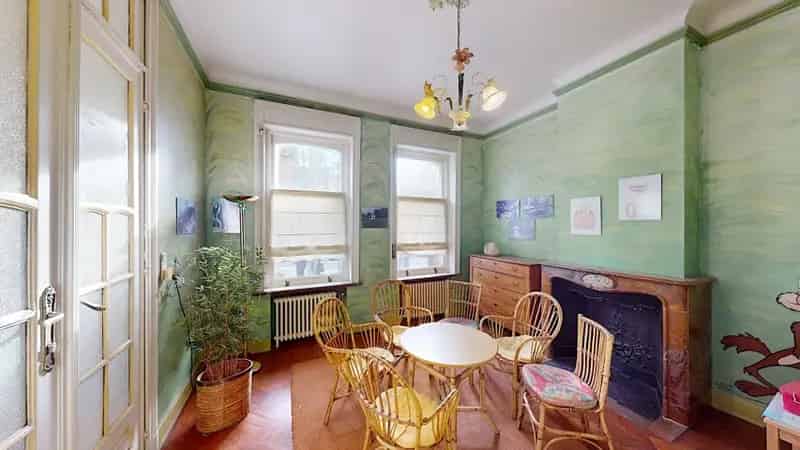 Appartement te renoveren Forest 1 slaapkamer 76m2 terras tuin