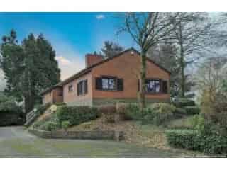 Fermette te koop - Cerfontaine - 6 paardenboxen - 2ha grond