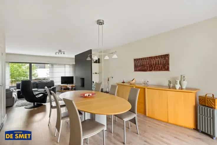 Bel-etage Te Koop: Rustige Buurt Nabij Centrum