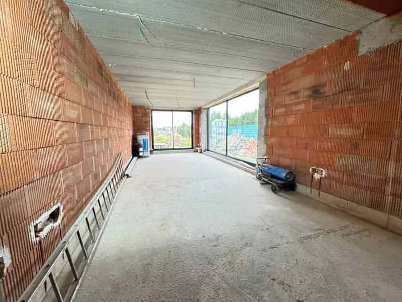 Casco woning met bijbouw op 15 are