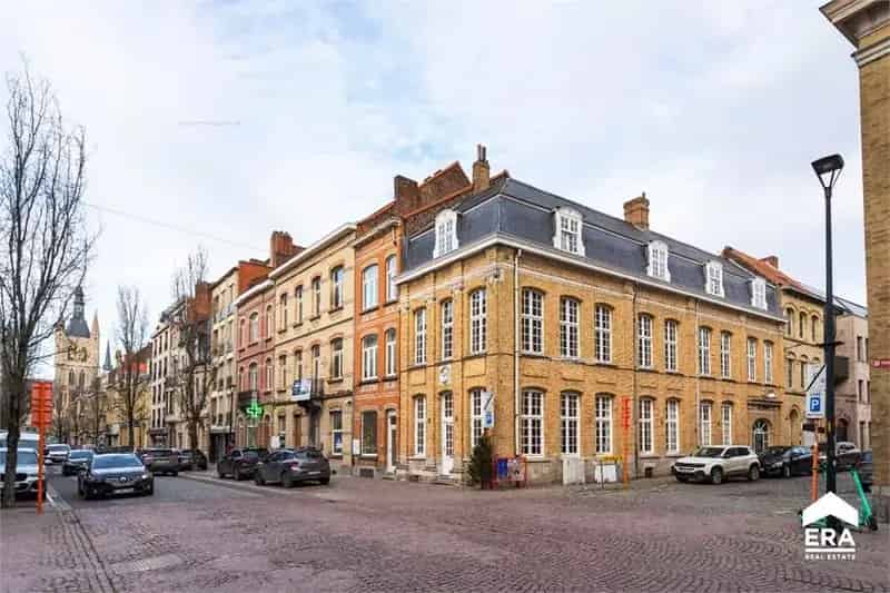 Herenhuis 5 Slaapkamers Ieper