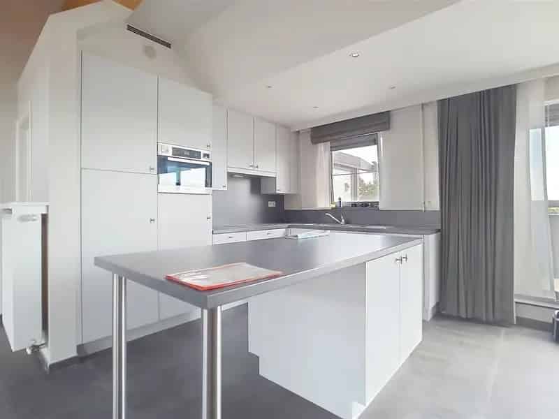 Penthouse te Huur Beerzel: Luxueus Appartement