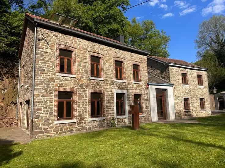 Grote Charmante Woning Te Koop Nabij Sart-Tilman