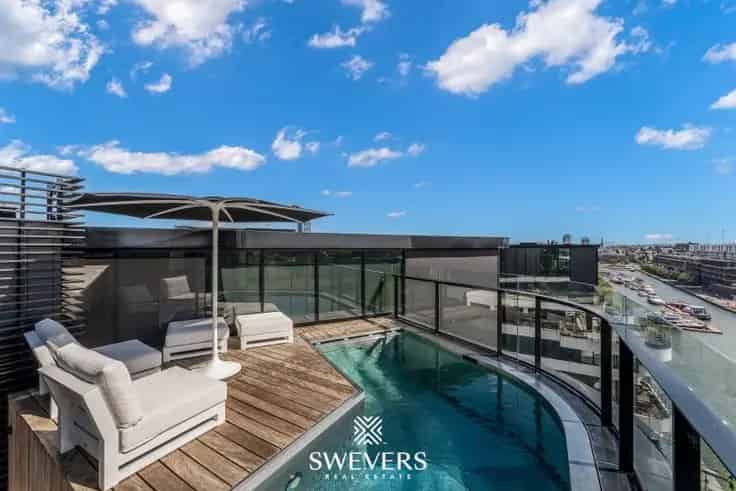 Penthouse Hasselt 197m2 Ruim Terras Prive Zwembad