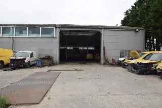 Industrie te huur Torhout Units 180m2 of 360m2