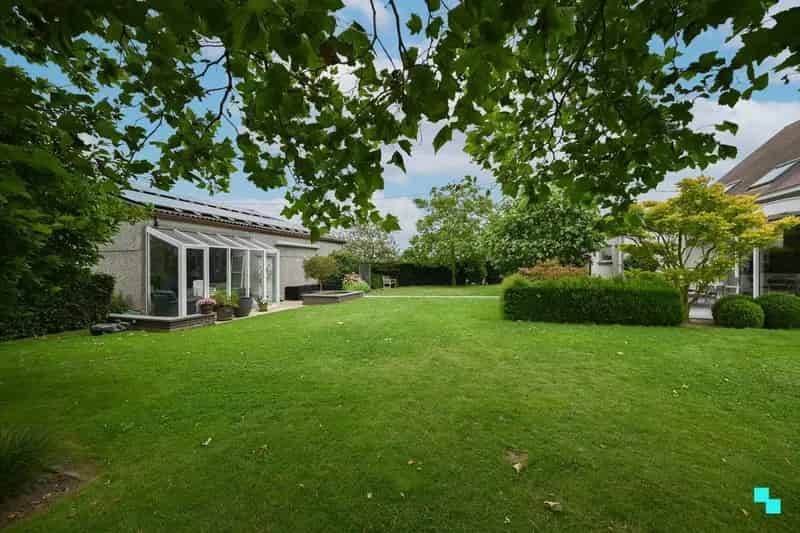 Landelijke woning te huur met atelier en 4 slaapkamers