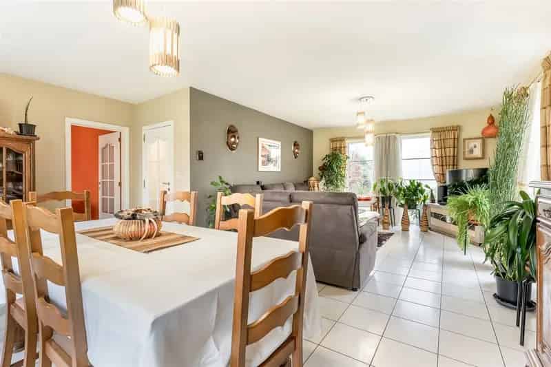 Huis te huur Deurne-Diest 4 slaapkamers instapklaar