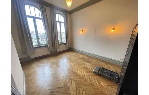 Huur 2 slaapkamer appartement van 125 m² in Antwerp