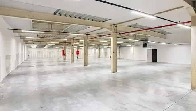 Handelspand te koop Izegem Marktstraat 1400m²