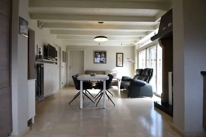 Villa te koop nabij centrum Gullegem