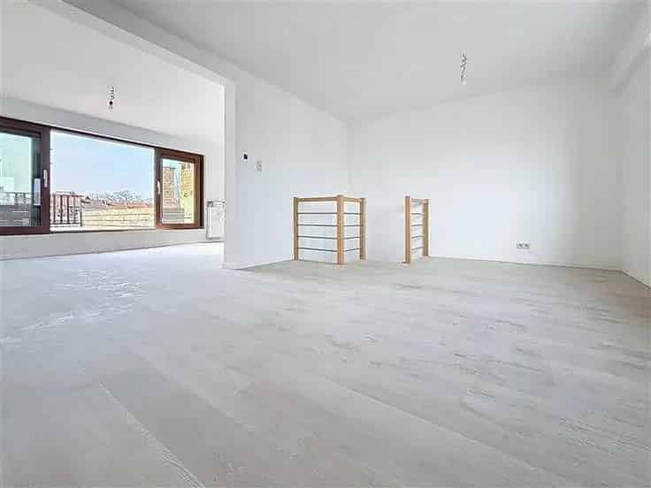 Duplex Te Koop Antwerpen - 4 slaapkamers - Terras - Gerenoveerd