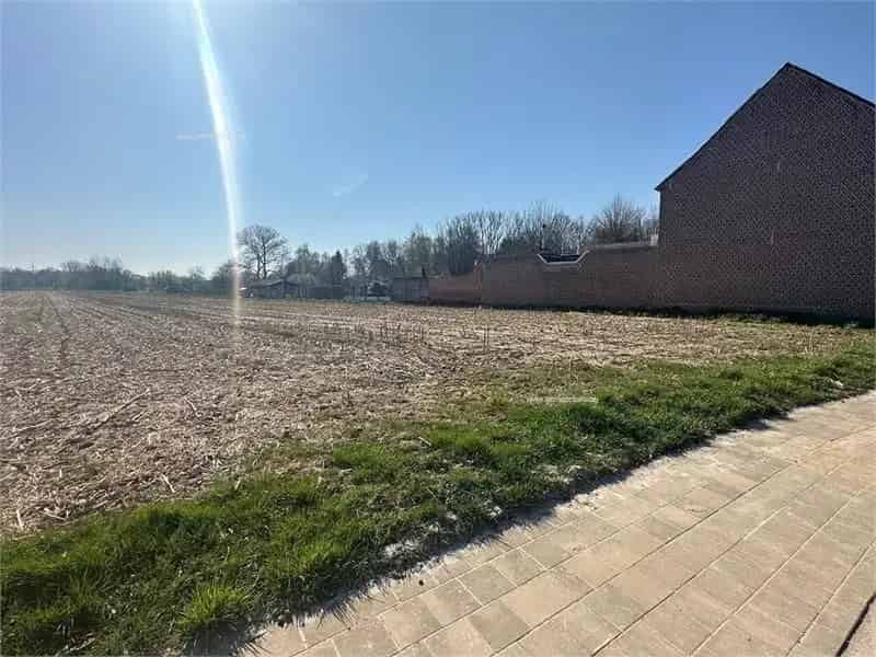 Bouwgrond te koop Erpe - 330m² - Geschikt voor gesloten bebouwing