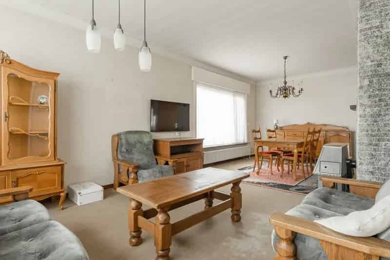 Ruime Splitlevelwoning 1126m2 Achel Nabij Nederlandse Grens