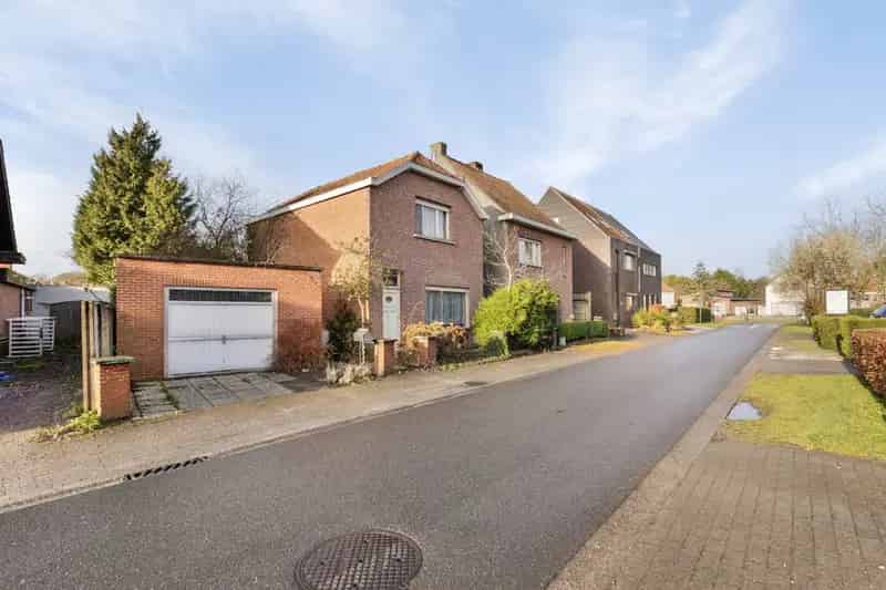 Te renoveren woning Kalmthout centrum