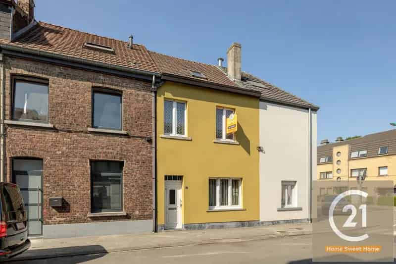 Huis te koop 3 slaapkamers rustige woonwijk