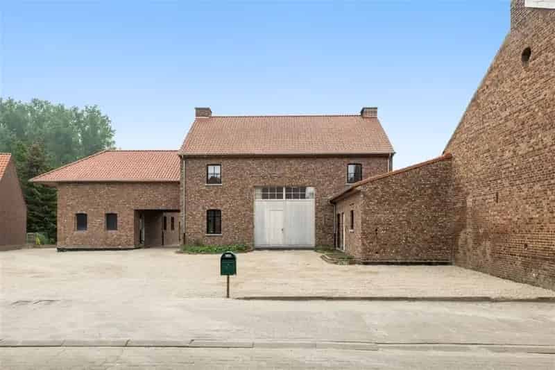 Landelijke Gezinswoning 320m² Bijgebouw