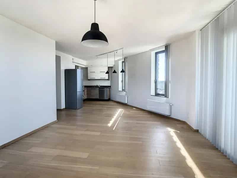 Ruim 2 Slaapkamer Appartement Nabij Station Leuven