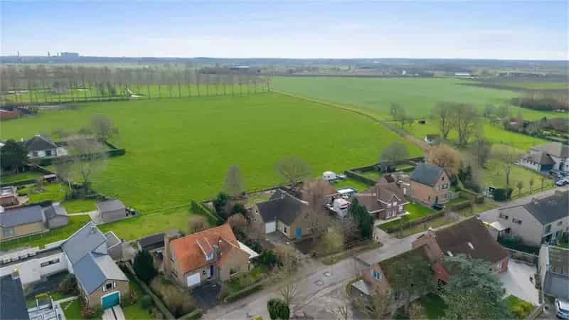 Huis te koop Meetkerke: Ruime woning te renoveren met polderzicht