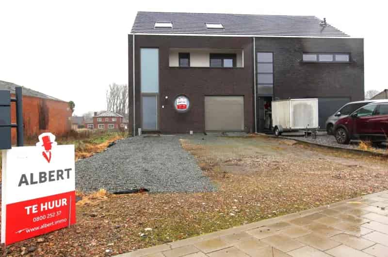Huis te koop: 3 slaapkamers, tuin, garage, EPC B