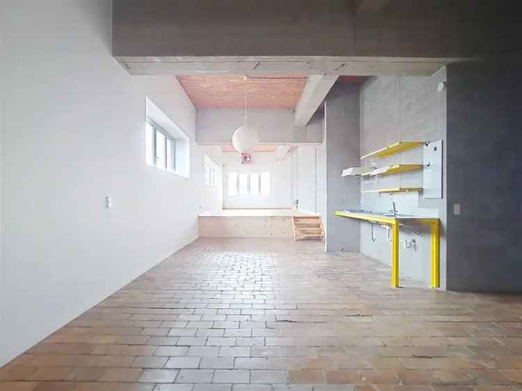 Te Huur: Karaktervolle Loft in Itegem