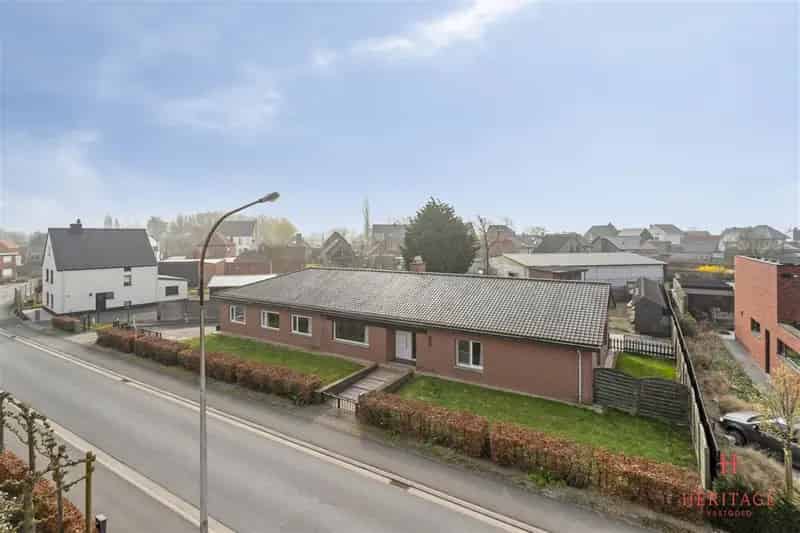 Ruime Koppelwoning Knesselare 1053m2