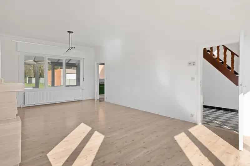 Halfopen Bebouwing Wijnegem 2 slaapkamers Grote Tuin