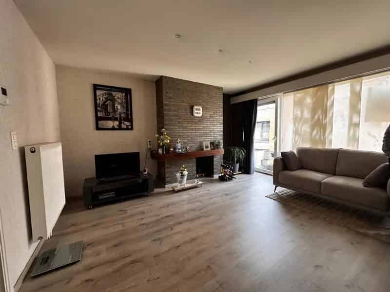 Opbrengsteigendom Izegem Centrum 3 Appartementen Handelsgelijkvloers